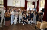 Wageningen 13 mei 2024
Presentatie musical 40-45 in hotel de Wereld met oa Soy Kroon Holly Brood Sjoerd Pleijsier Babette v Veen Kees Boot Frits Barend Dorian Bindels Gaia Aikman en Niniane Everaert.