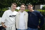 Fijnaart 31 mei 2024
BBQ bij fam Bauer in de tuin . Frans Bauer maakt samen met Lee Towers bekend dat hij dit jaar twee keer in Ahoy op graat treden. Aanwezig Frans Bauer Mariska Bauer Christiaan Bauer ( met vriendin Kim) Frans Bauer jr Jan Bauer en Lucas Bauer . Christiaan Bauer met twee vrienden en songwriters
