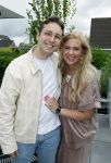 Fijnaart 31 mei 2024
BBQ bij fam Bauer in de tuin . Frans Bauer maakt samen met Lee Towers bekend dat hij dit jaar twee keer in Ahoy op graat treden. Aanwezig Frans Bauer Mariska Bauer Christiaan Bauer ( met vriendin Kim) Frans Bauer jr Jan Bauer en Lucas Bauer .
