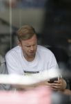 Amsterdam 30 juni 2024
Davy Klaassen met nieuw kapsel en zijn vrouw op terras in Amsterdam zuid.
Ze zijn pas getrouwd.
