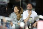 Amsterdam 30 juni 2024
Davy Klaassen met nieuw kapsel en zijn vrouw op terras in Amsterdam zuid.
Ze zijn pas getrouwd.