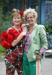 Amsterdam 4 juni 2024
Boekpresentatie Debbie de Jong van B&B Vol liefde . Debbie en Lenette v Dongen