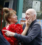 Amsterdam 4 juni 2024
Boekpresentatie Debbie de Jong van B&B Vol liefde . Debbie de Jong met ex Alfred v d Heuvel en zijn nieuwe vriendin