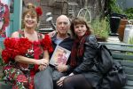Amsterdam 4 juni 2024
Boekpresentatie Debbie de Jong van B&B Vol liefde . Debbie de Jong met ex Alfred v d Heuvel en zijn nieuwe vriendin Lonneke Stulen
