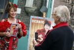 Amsterdam 4 juni 2024
Boekpresentatie Debbie de Jong van B&B Vol liefde . Debbie de Jong en partner Paul