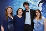 Scheveningen 9 juni 2024
Premiere Frozen in het Afas circustheater. Francis v Broekhuizen kwam met partner en familie