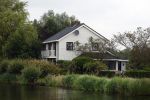 Amstelveen 4 juni 2024
Frank Rijkaard heeft een huis gekocht en laat een nieuw huis bouwen .