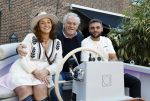 Naarden 19 juni 2024
Presentatie stormer sloep ism Monique des Bouvrie bij het Arsenaal. Bob Wisse en Jan des Bouvrie jr  zijn al hun hele leven vrienden . Frank Wisse met Bob Wisse en Lotte Wisse