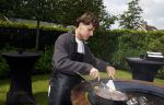 Fijnaart 31 mei  2024
BBQ bij fam Bauer in de tuin . Frans Bauer maakt samen met Lee Towers bekend dat hij dit jaar twee keer in Ahoy op graat treden. Aanwezig Frans Bauer Mariska Bauer Christiaan Bauer ( met vriendin Kim) Frans Bauer jr Jan Bauer en Lucas Bauer .