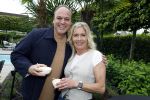 Fijnaart 31 mei 2024
BBQ bij fam Bauer in de tuin . Frans Bauer maakt samen met Lee Towers bekend dat hij dit jaar twee keer in Ahoy op graat treden. Aanwezig Frans Bauer Mariska Bauer Christiaan Bauer ( met vriendin Kim) Frans Bauer jr Jan Bauer en Lucas Bauer .