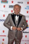 Amsterdam 8 juni 2024
Het Amsterdam diner in AFAS live . Vele Bekende mensen en zakenmensen kwamen naar het gala waar geld opgehaald wordt voor het aids fonds. Gordon kwam met een goede vriendin