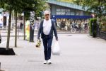 Amsterdam 20 juni 2024
Hans v Willigenburg doet zijn boodschappen in Amsterdam zuid.