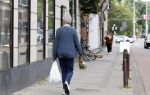 Amsterdam 20 juni 2024
Hans v Willigenburg doet zijn boodschappen in Amsterdam zuid.