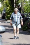 Amsterdam 29 juni 2024
Hans v d Togt laat zijn hond uit en zit lekker op een bankje aan de Amstel .