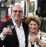 Amsterdam 4 juni 2024
Boekpresentatie Debbie de Jong van B&B Vol liefde . Haye v d Heyden met vrouw