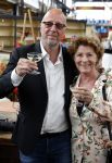 Amsterdam 4 juni 2024
Boekpresentatie Debbie de Jong van B&B Vol liefde . Haye v d Heyden met vrouw