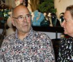 Noordwijk 25 juni 2024
Boek presentatie Timon Moll geschreven door Jan Dijkgraaf over de Familie Meiland . De presentatie was in de winkel van Montana Meiland en ook Martien Meiland en Erica Meiland waren aanwezig.