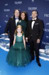 Scheveningen 9 juni 2024
Premiere Frozen in het Afas circustheater. Jeffrey Wammes met zus en ...
