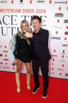 Amsterdam 8 juni 2024
Het Amsterdam diner in AFAS live . Vele Bekende mensen en zakenmensen kwamen naar het gala waar geld opgehaald wordt voor het aids fonds. Johnny de Mol en zijn vrouw Anouk de Mol