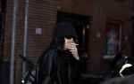 Amsterdam 3 juni 2024
Joost Klein komt incognito en onherkenbaar naar de Buma awards in het concertgebouw in Amsterdam .