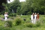 Den Haag 7 juni 2024
Fotouurte met de koninklijke familie op Huis ten Bosch .
Aanwezig Koning Willem Alexander Koningin Maxima Prinses Amalia Prinses Alexia Prinses Ariane en hun hondje Rambo.