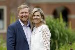 Den Haag 7 juni 2024
Fotouurte met de koninklijke familie op Huis ten Bosch .
Aanwezig Koning Willem Alexander Koningin Maxima Prinses Amalia Prinses Alexia Prinses Ariane en hun hondje Rambo.