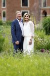 Den Haag 7 juni 2024
Fotouurte met de koninklijke familie op Huis ten Bosch .
Aanwezig Koning Willem Alexander Koningin Maxima Prinses Amalia Prinses Alexia Prinses Ariane en hun hondje Rambo.