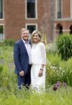 Den Haag 7 juni 2024
Fotouurte met de koninklijke familie op Huis ten Bosch .
Aanwezig Koning Willem Alexander Koningin Maxima Prinses Amalia Prinses Alexia Prinses Ariane en hun hondje Rambo.