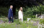 Den Haag 7 juni 2024
Fotouurte met de koninklijke familie op Huis ten Bosch .
Aanwezig Koning Willem Alexander Koningin Maxima Prinses Amalia Prinses Alexia Prinses Ariane en hun hondje Rambo.