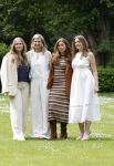 Den Haag 7 juni 2024
Fotouurte met de koninklijke familie op Huis ten Bosch .
Aanwezig Koning Willem Alexander Koningin Maxima Prinses Amalia Prinses Alexia Prinses Ariane en hun hondje Rambo.