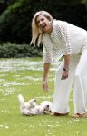 Den Haag 7 juni 2024
Fotouurte met de koninklijke familie op Huis ten Bosch .
Aanwezig Koning Willem Alexander Koningin Maxima Prinses Amalia Prinses Alexia Prinses Ariane en hun hondje Rambo.
