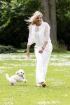 Den Haag 7 juni 2024
Fotouurte met de koninklijke familie op Huis ten Bosch .
Aanwezig Koning Willem Alexander Koningin Maxima Prinses Amalia Prinses Alexia Prinses Ariane en hun hondje Rambo.