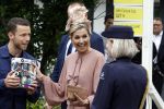 Amsterdam 29 mei 2024
Koningin Maxima bezoekt Codam College dat 5 jaar bestaat . Corinne Goddijn begeleidt haar . Ook prins Constantijn is aanwezig.