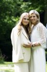 Den Haag 7 juni 2024
Fotouurte met de koninklijke familie op Huis ten Bosch .
Aanwezig Koning Willem Alexander Koningin Maxima Prinses Amalia Prinses Alexia Prinses Ariane en hun hondje Rambo.