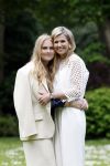 Den Haag 7 juni 2024
Fotouurte met de koninklijke familie op Huis ten Bosch .
Aanwezig Koning Willem Alexander Koningin Maxima Prinses Amalia Prinses Alexia Prinses Ariane en hun hondje Rambo.