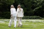 Den Haag 7 juni 2024
Fotouurte met de koninklijke familie op Huis ten Bosch .
Aanwezig Koning Willem Alexander Koningin Maxima Prinses Amalia Prinses Alexia Prinses Ariane en hun hondje Rambo.