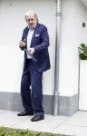 Fijnaart 31 mei 2024
BBQ bij fam Bauer in de tuin . Frans Bauer maakt samen met Lee Towers bekend dat hij dit jaar twee keer in Ahoy op graat treden. Aanwezig Frans Bauer Mariska Bauer Christiaan Bauer ( met vriendin Kim) Frans Bauer jr Jan Bauer en Lucas Bauer .