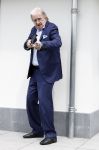Fijnaart 31 mei 2024
BBQ bij fam Bauer in de tuin . Frans Bauer maakt samen met Lee Towers bekend dat hij dit jaar twee keer in Ahoy op graat treden. Aanwezig Frans Bauer Mariska Bauer Christiaan Bauer ( met vriendin Kim) Frans Bauer jr Jan Bauer en Lucas Bauer .