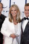 Amsterdam 8 juni 2024
Het Amsterdam diner in AFAS live . Vele Bekende mensen en zakenmensen kwamen naar het gala waar geld opgehaald wordt voor het aids fonds.  Linda de Mol met Iebele van der Meulen. en Roel Veltmeijer