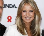 Amsterdam 8 juni 2024
Het Amsterdam diner in AFAS live . Vele Bekende mensen en zakenmensen kwamen naar het gala waar geld opgehaald wordt voor het aids fonds.  Linda de Mol met Iebele van der Meulen. en Roel Veltmeijer