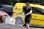 Alkmaar 26 juni 2024
Marco Borsato doe boodschappen bij de sligro in Alkmaar
