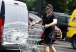 Alkmaar 26 juni 2024
Marco Borsato doe boodschappen bij de sligro in Alkmaar