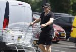 Alkmaar 26 juni 2024
Marco Borsato doe boodschappen bij de sligro in Alkmaar