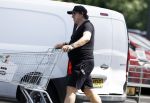Alkmaar 26 juni 2024
Marco Borsato doe boodschappen bij de sligro in Alkmaar