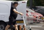 Alkmaar 26 juni 2024
Marco Borsato doe boodschappen bij de sligro in Alkmaar