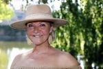Haarzuilens 26 juni 2024
Nationale haringparty op kasteel de Haar. Mariska v Kolck .Haar zoon werkte als beveiliger