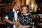 Noordwijk 25 juni 2024
Boek presentatie Timon Moll geschreven door Jan Dijkgraaf over de Familie Meiland . De presentatie was in de winkel van Montana Meiland en ook Martien Meiland en Erica Meiland waren aanwezig.