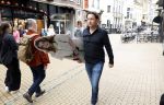 Groningen 1 juni 2024
Prinses Amalia zzou vanaf volgend schooljaar in Gronigen gaan studeren . Ze is meerdere keren gezien bij VV dagen bij studentenvereiniging Vindicat . Vandaag was er een inloopdag in het hoofdgebbouw van Vindicat . Story verslaggever Matthijs Albers nam 