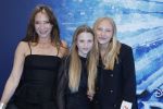 Scheveningen 9 juni 2024
Premiere Frozen in het Afas circustheater. May Britt Mobach met dochters