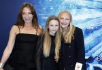 Scheveningen 9 juni 2024
Premiere Frozen in het Afas circustheater. May Britt Mobach met dochters
